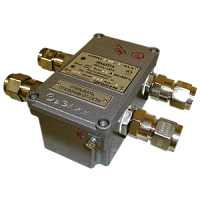 КЗПМ-2.2-25/10-(Л-1-М25)х2(А)-(Л-1-М25)х2(С)-2ExeIIT5-В1,5 коробка зажимов взрывозащищенная
